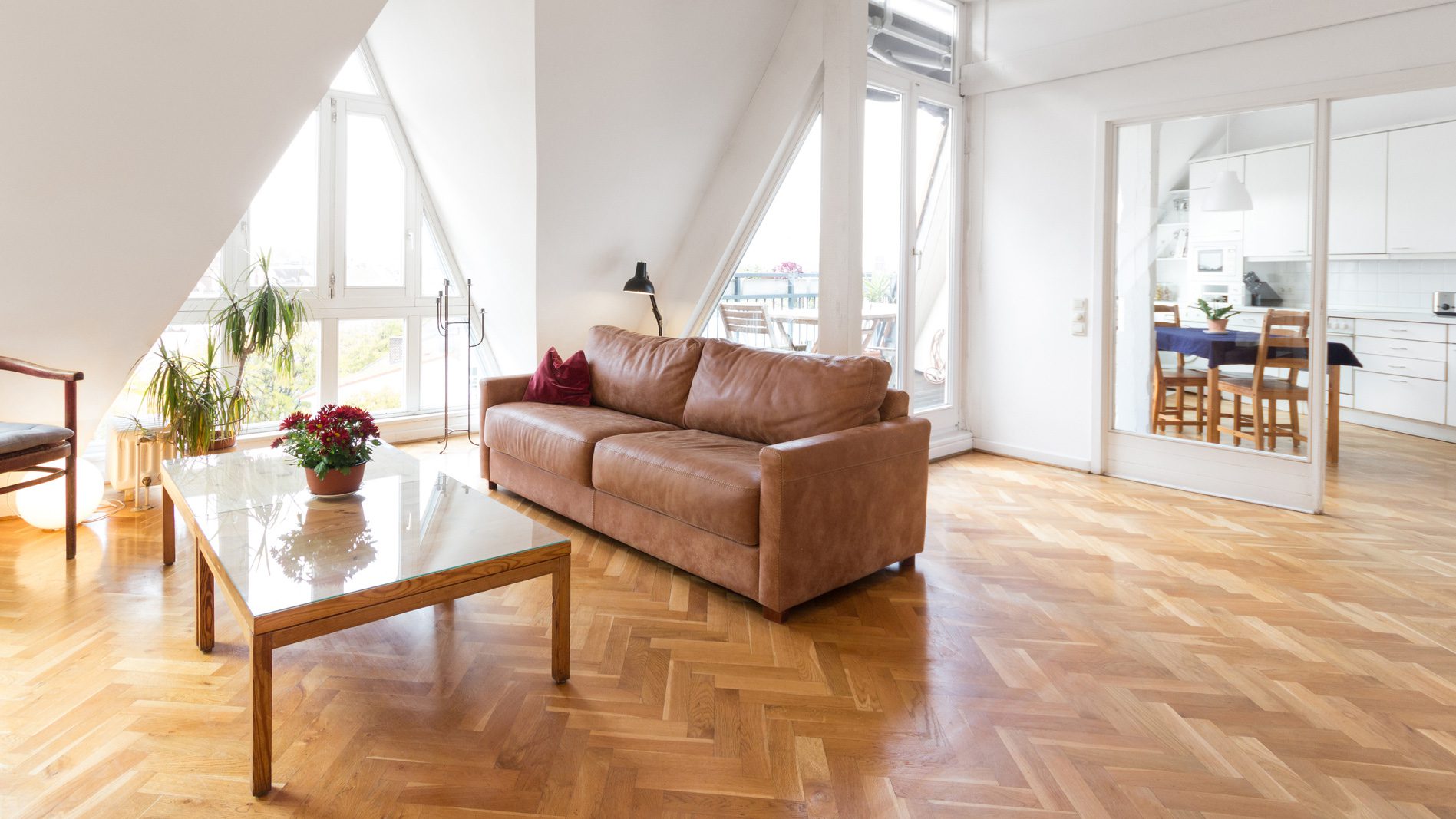 PARQUET FLOORING